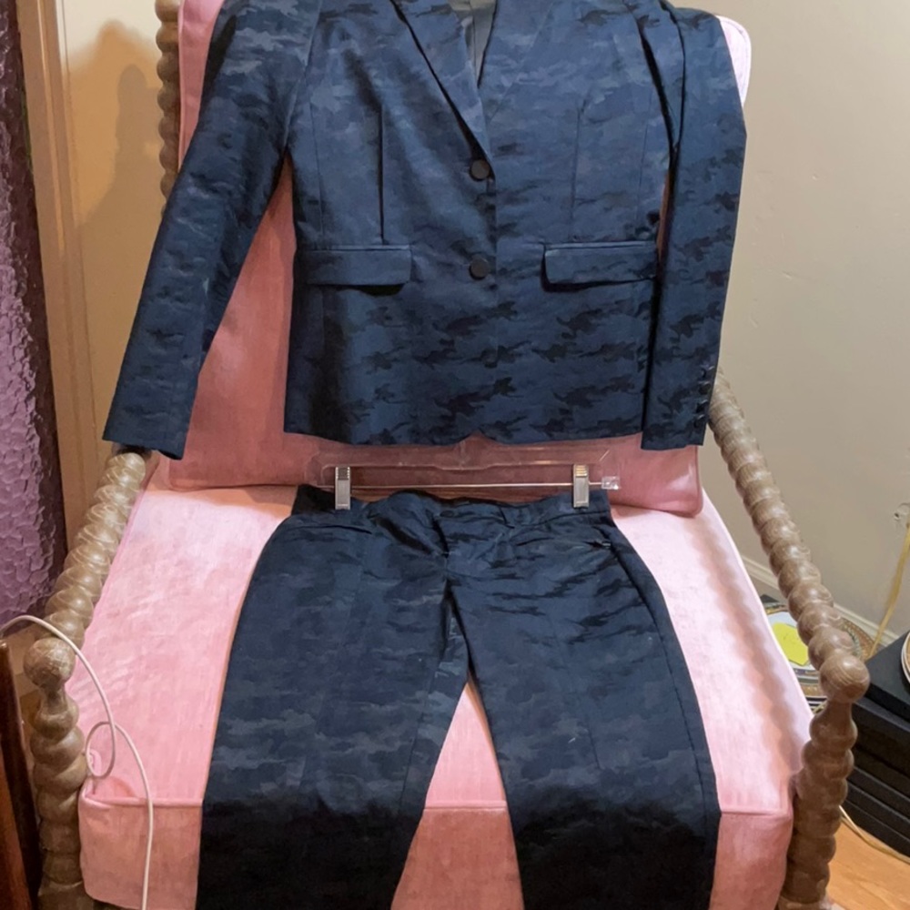 ATM pants suit